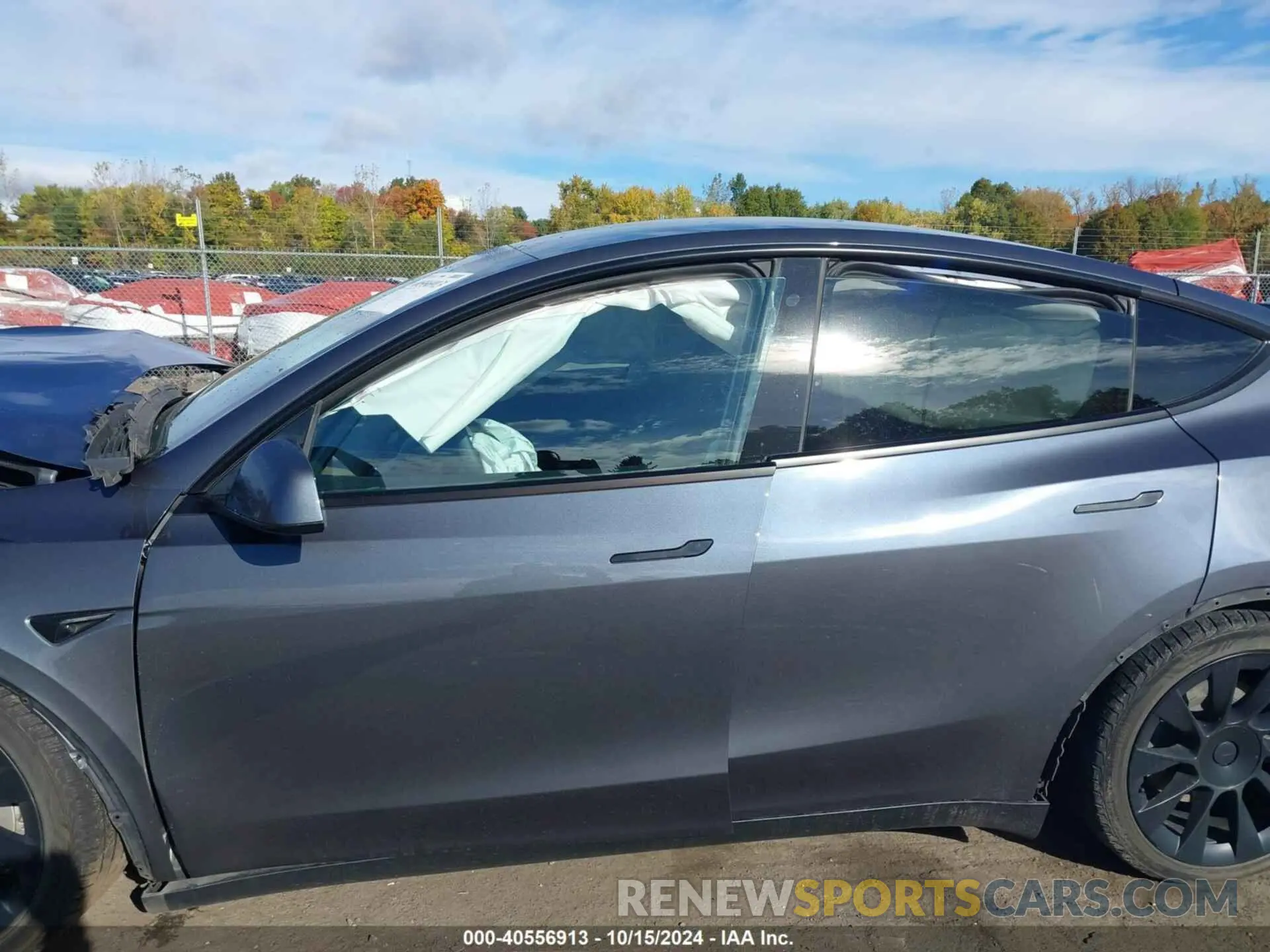 15 Photograph of a damaged car 5YJYGDEE0LF041762 TESLA MODEL Y 2020