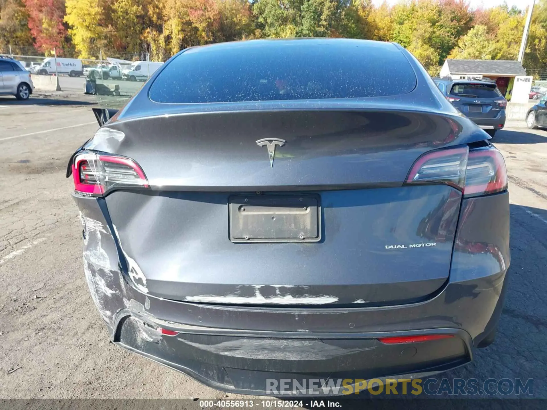 17 Photograph of a damaged car 5YJYGDEE0LF041762 TESLA MODEL Y 2020
