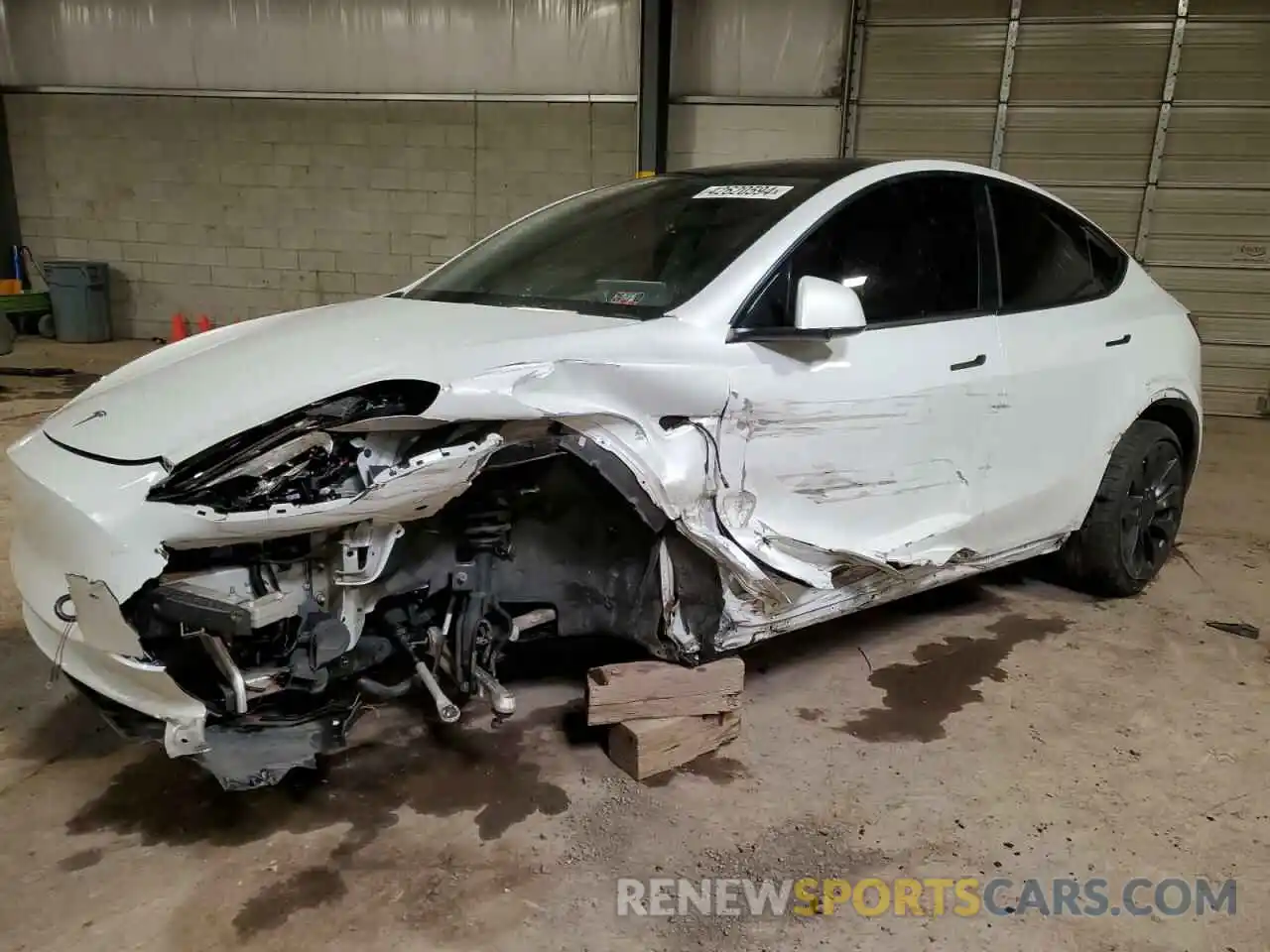 1 Photograph of a damaged car 5YJYGDEE0LF043401 TESLA MODEL Y 2020