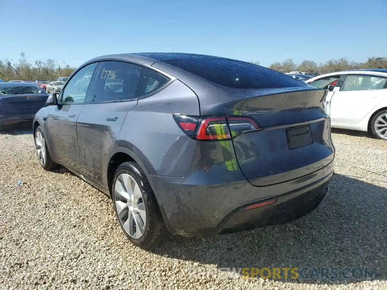 3 Photograph of a damaged car 5YJYGDEE0LF043480 TESLA MODEL Y 2020