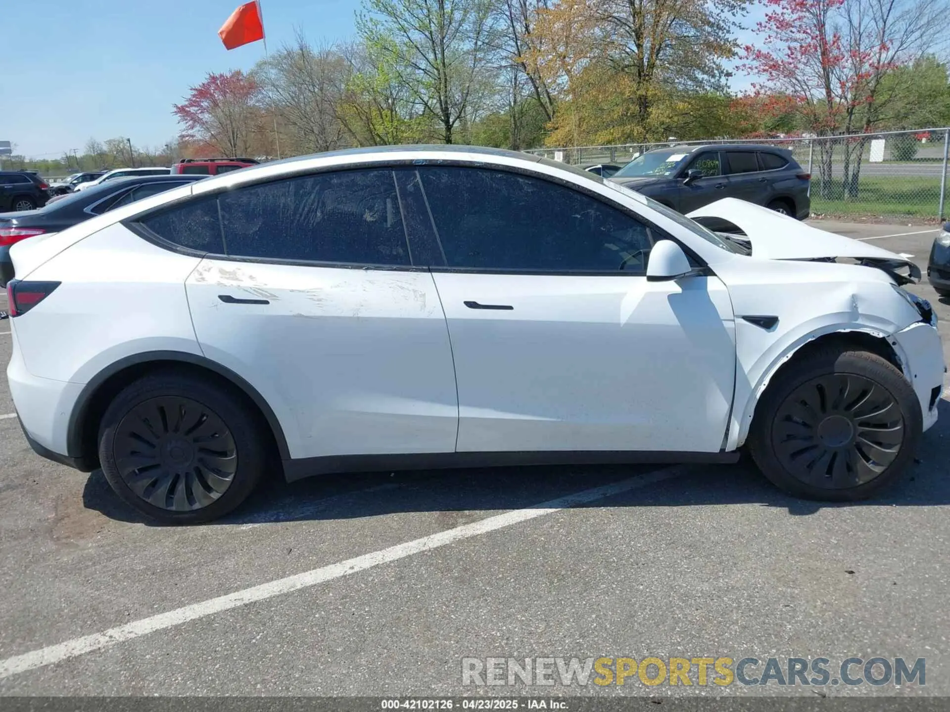 13 Photograph of a damaged car 5YJYGDEE0LF047030 TESLA MODEL Y 2020