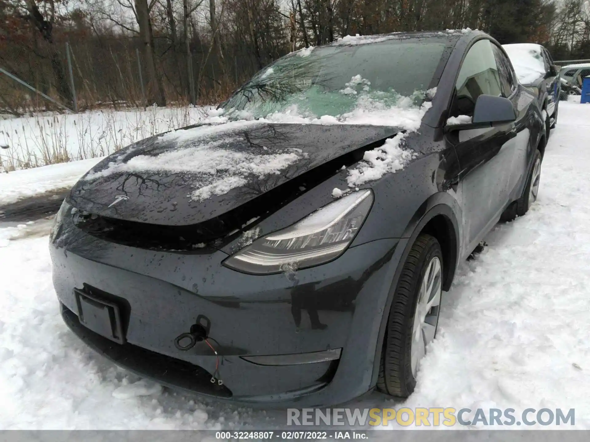 6 Photograph of a damaged car 5YJYGDEE0LF048002 TESLA MODEL Y 2020