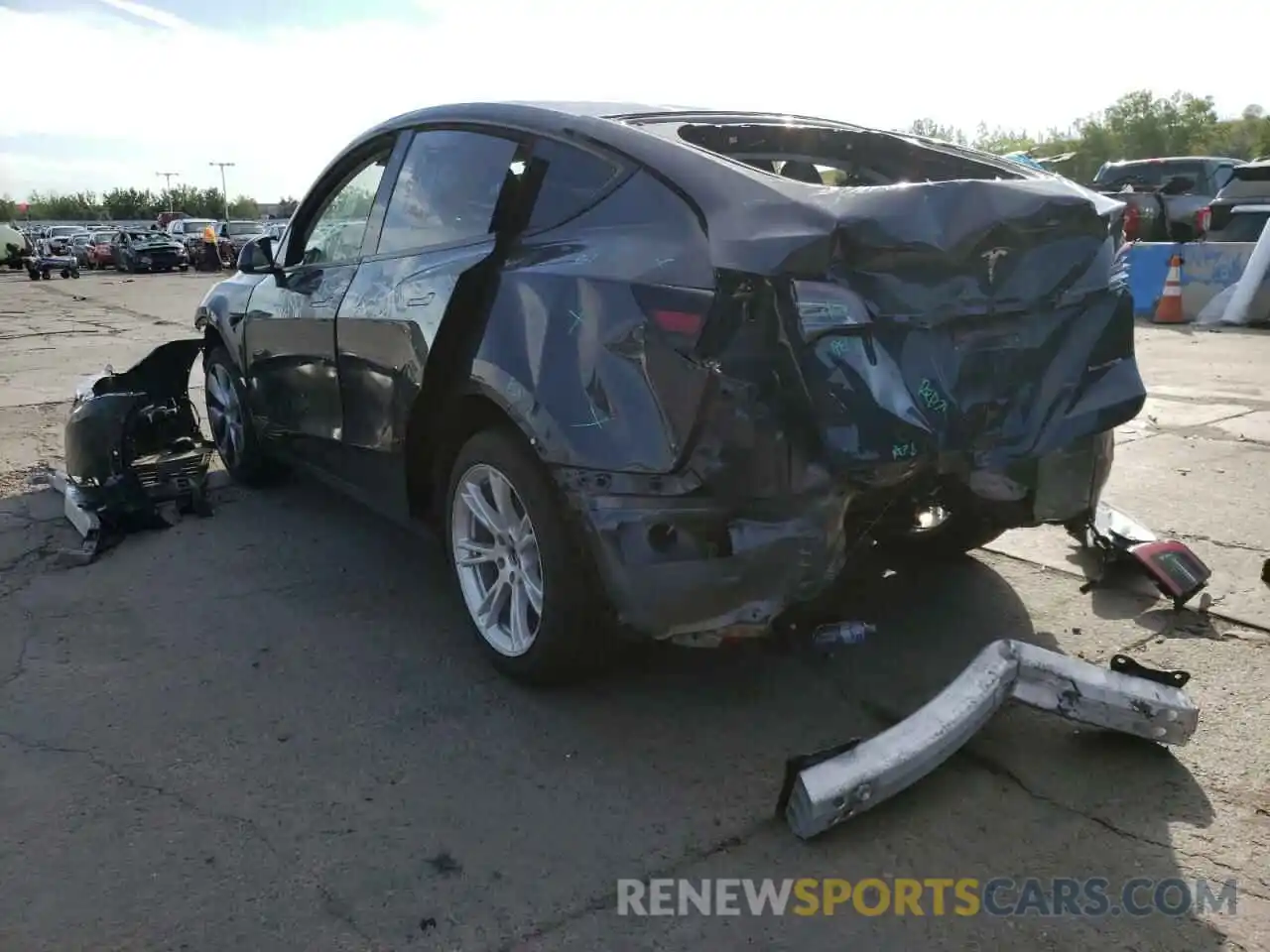 3 Photograph of a damaged car 5YJYGDEE0LF051479 TESLA MODEL Y 2020