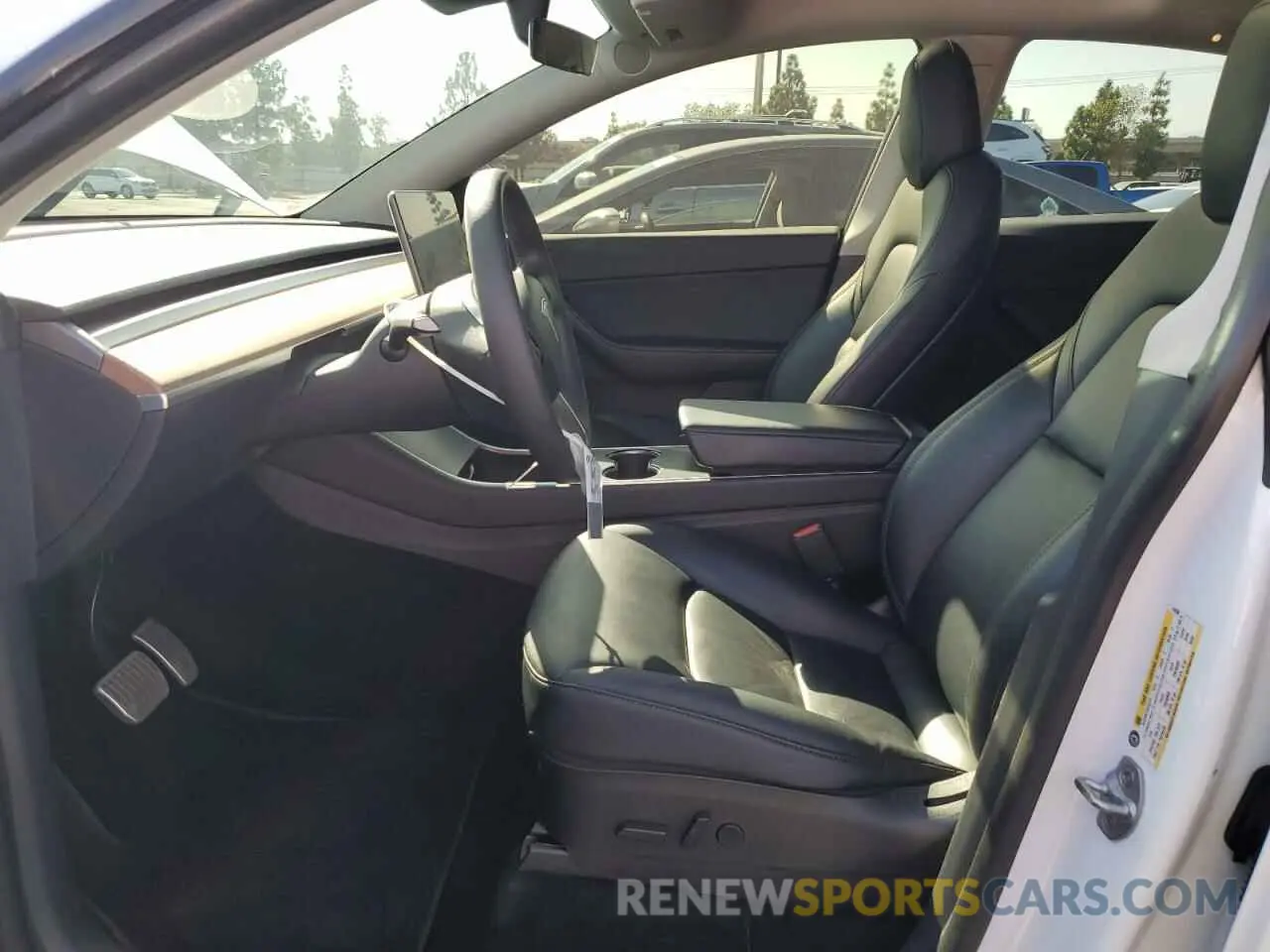 7 Photograph of a damaged car 5YJYGDEE1LF012996 TESLA MODEL Y 2020