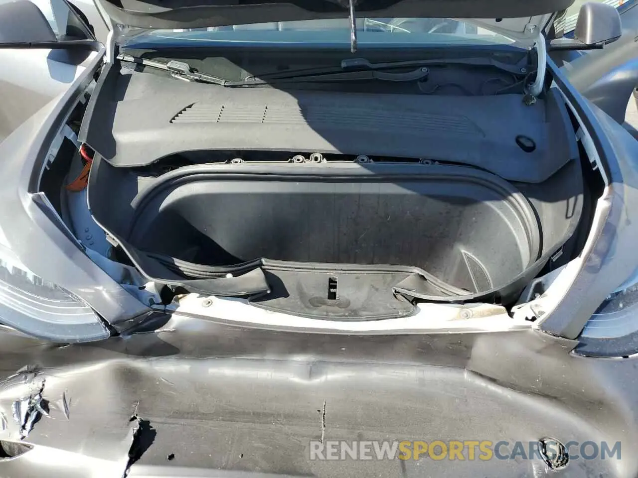 12 Photograph of a damaged car 5YJYGDEE1LF013288 TESLA MODEL Y 2020