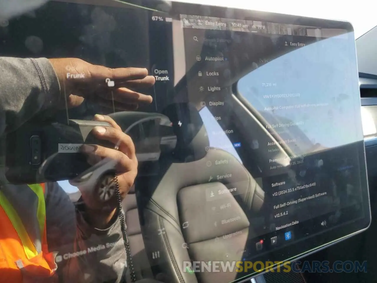 9 Photograph of a damaged car 5YJYGDEE1LF013288 TESLA MODEL Y 2020