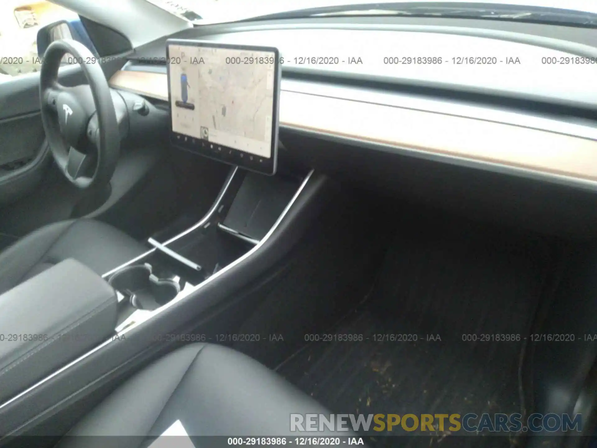 5 Photograph of a damaged car 5YJYGDEE1LF014411 TESLA MODEL Y 2020