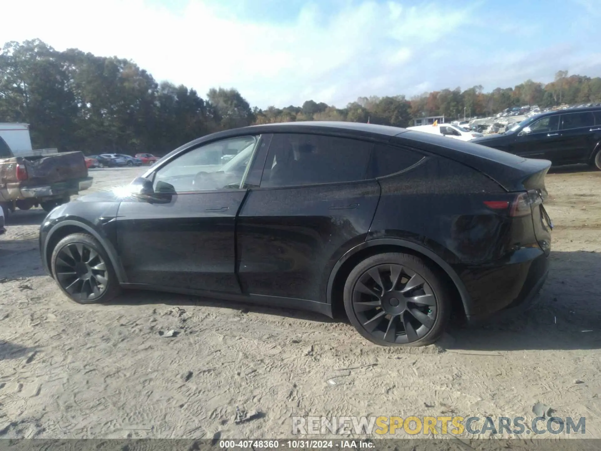 13 Photograph of a damaged car 5YJYGDEE1LF025442 TESLA MODEL Y 2020