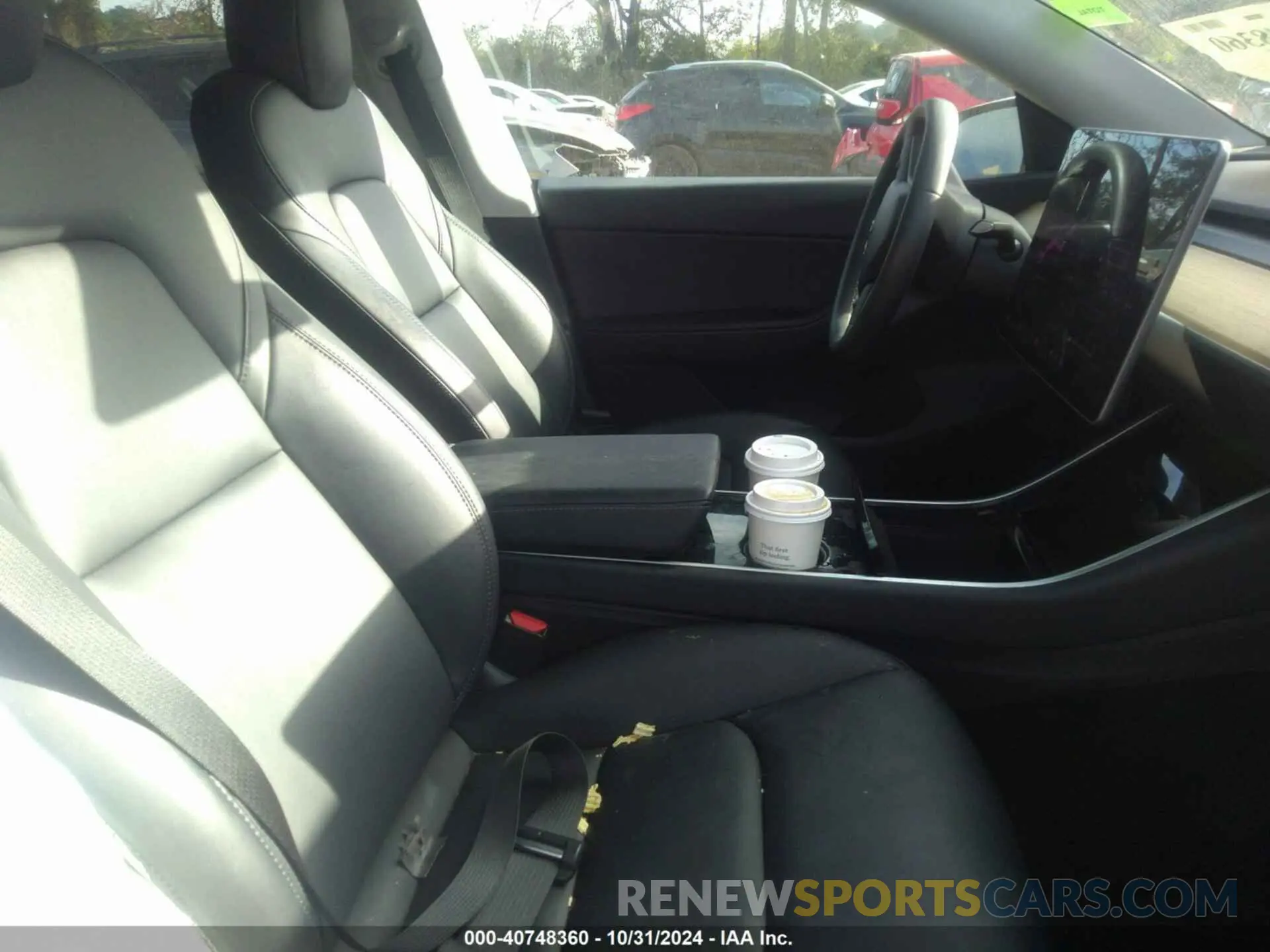 5 Photograph of a damaged car 5YJYGDEE1LF025442 TESLA MODEL Y 2020