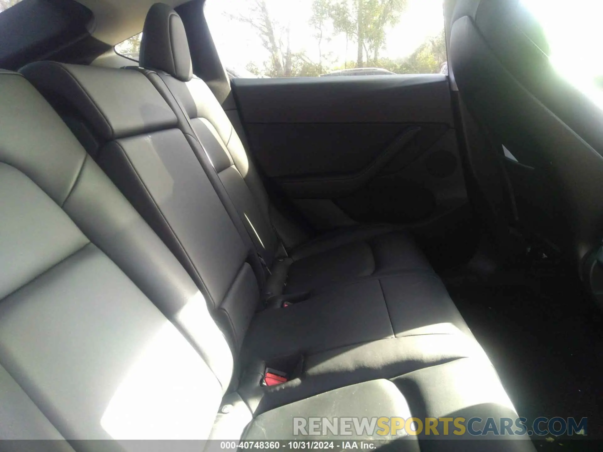 8 Photograph of a damaged car 5YJYGDEE1LF025442 TESLA MODEL Y 2020