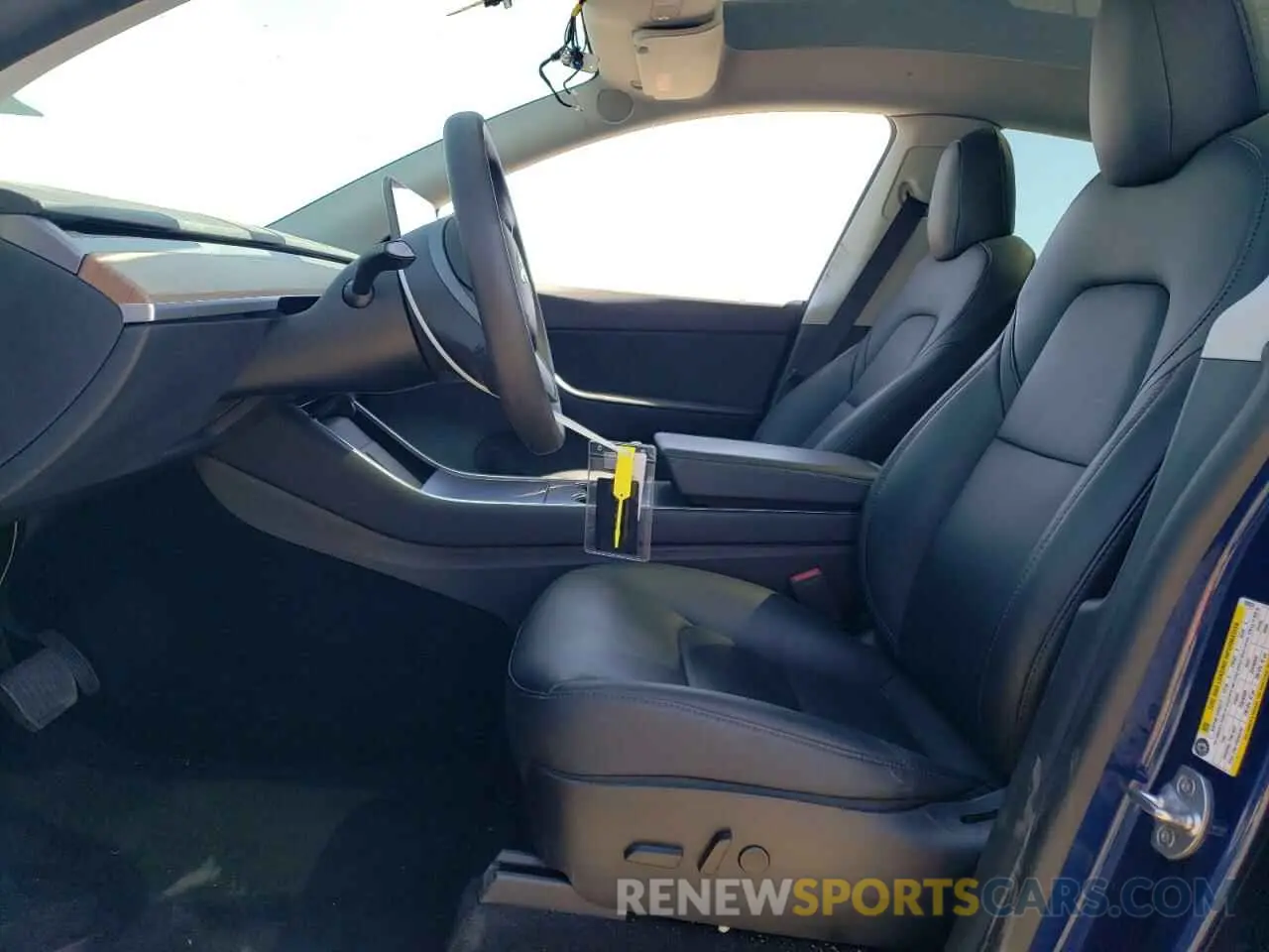7 Photograph of a damaged car 5YJYGDEE1LF038224 TESLA MODEL Y 2020