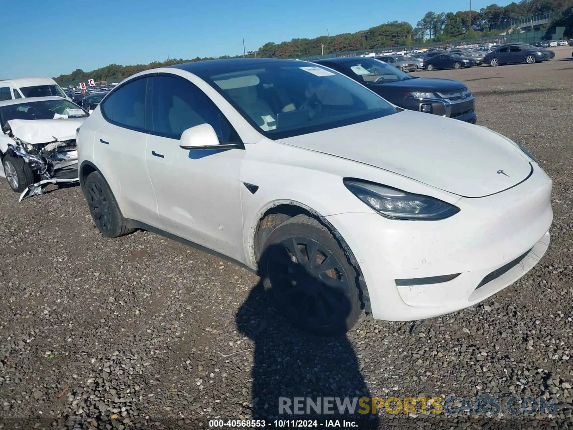 1 Photograph of a damaged car 5YJYGDEE1LF040491 TESLA MODEL Y 2020