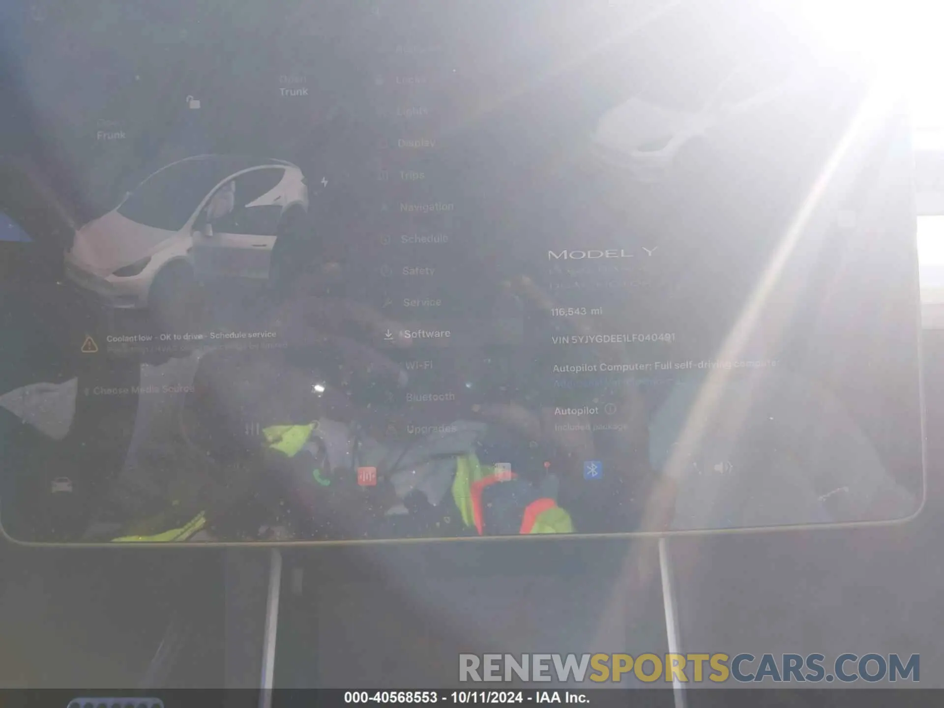 15 Photograph of a damaged car 5YJYGDEE1LF040491 TESLA MODEL Y 2020