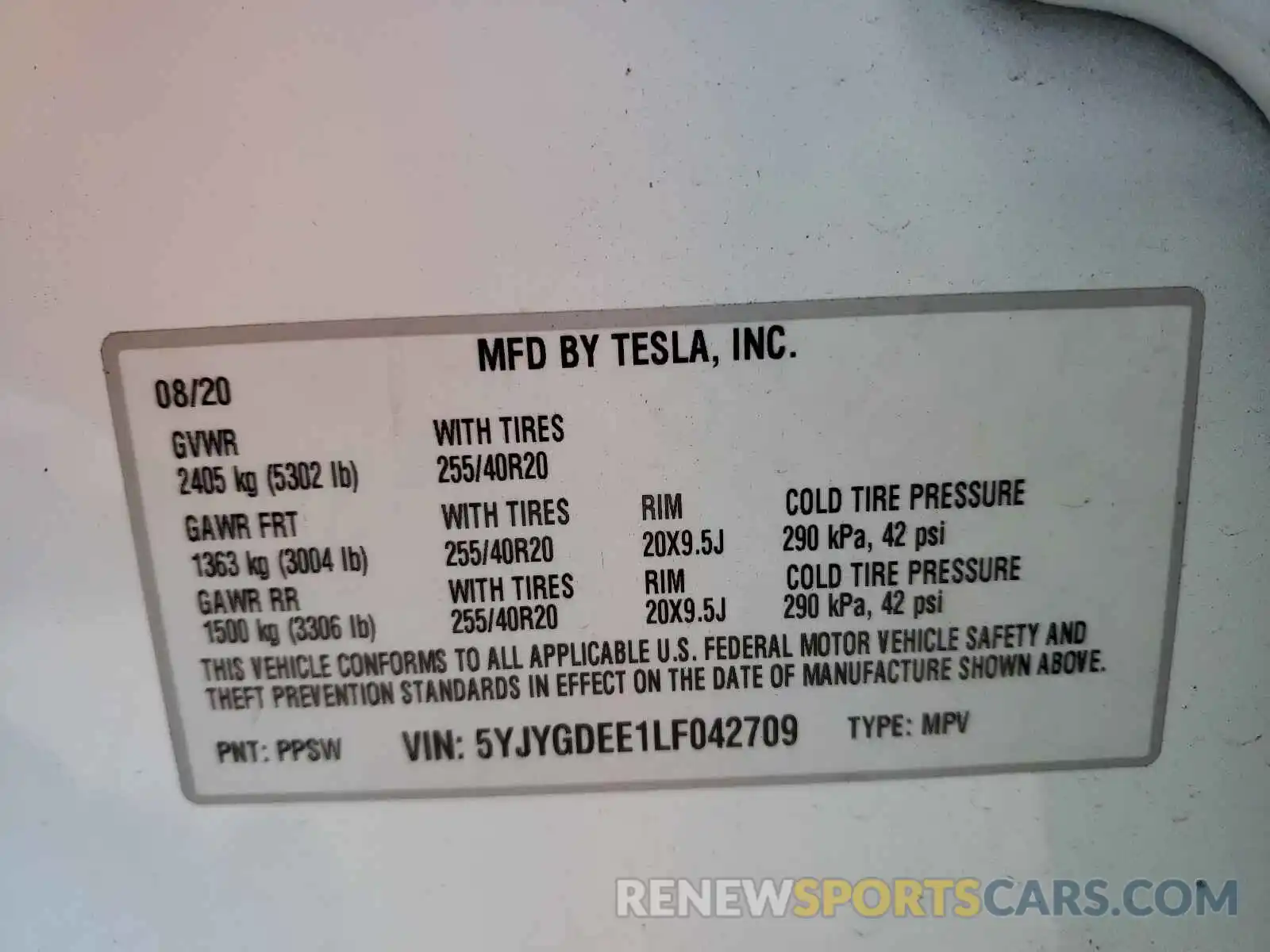 10 Photograph of a damaged car 5YJYGDEE1LF042709 TESLA MODEL Y 2020