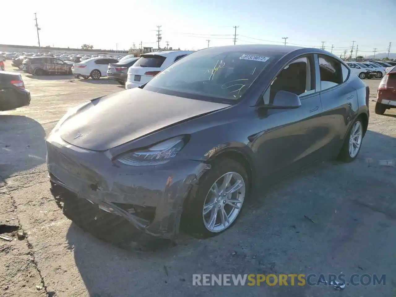 2 Photograph of a damaged car 5YJYGDEE1LF052253 TESLA MODEL Y 2020