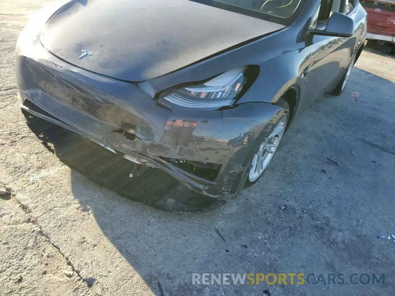 9 Photograph of a damaged car 5YJYGDEE1LF052253 TESLA MODEL Y 2020