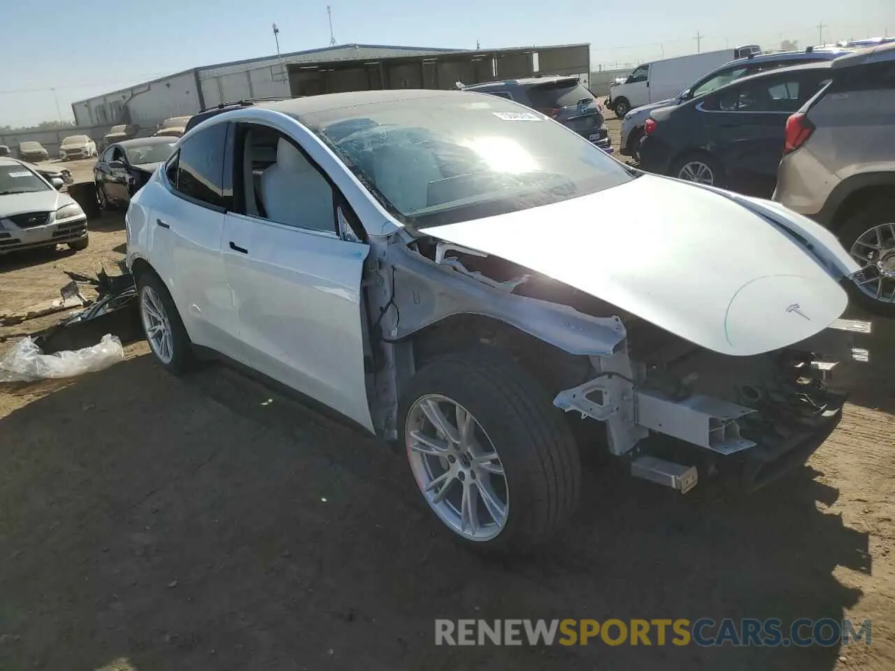 4 Photograph of a damaged car 5YJYGDEE1LF053483 TESLA MODEL Y 2020