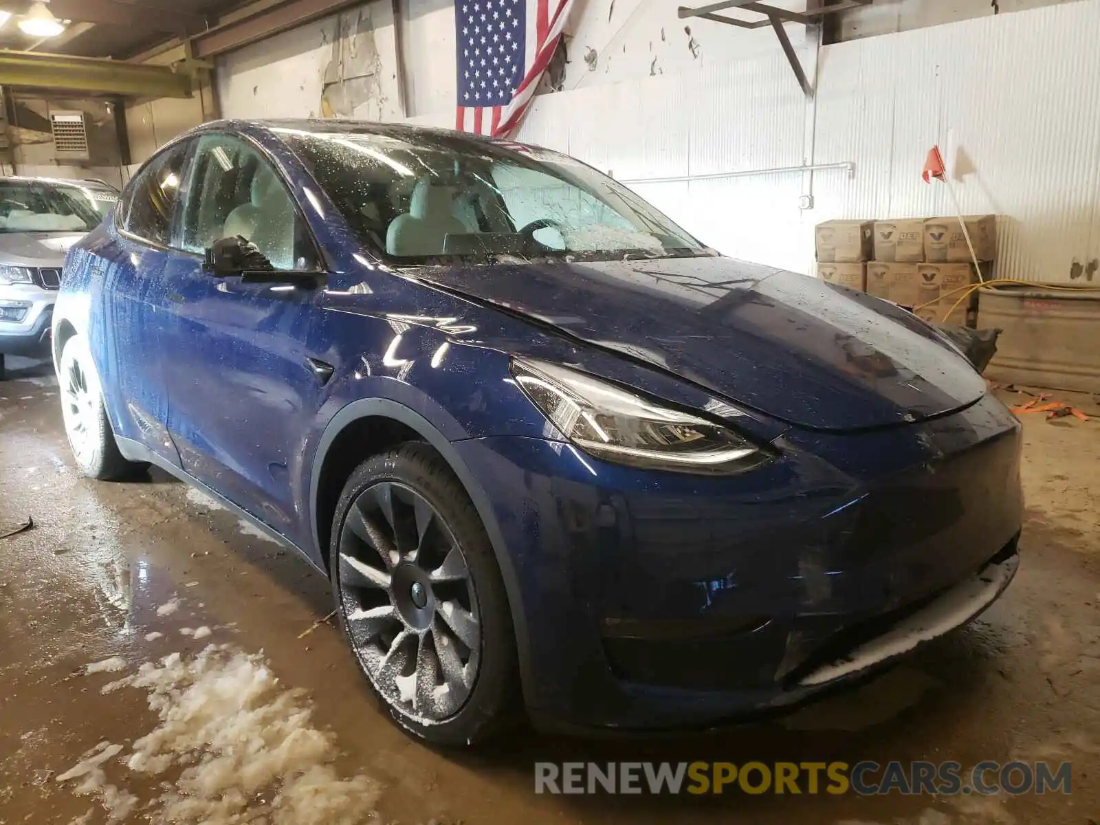 1 Photograph of a damaged car 5YJYGDEE1LF054746 TESLA MODEL Y 2020