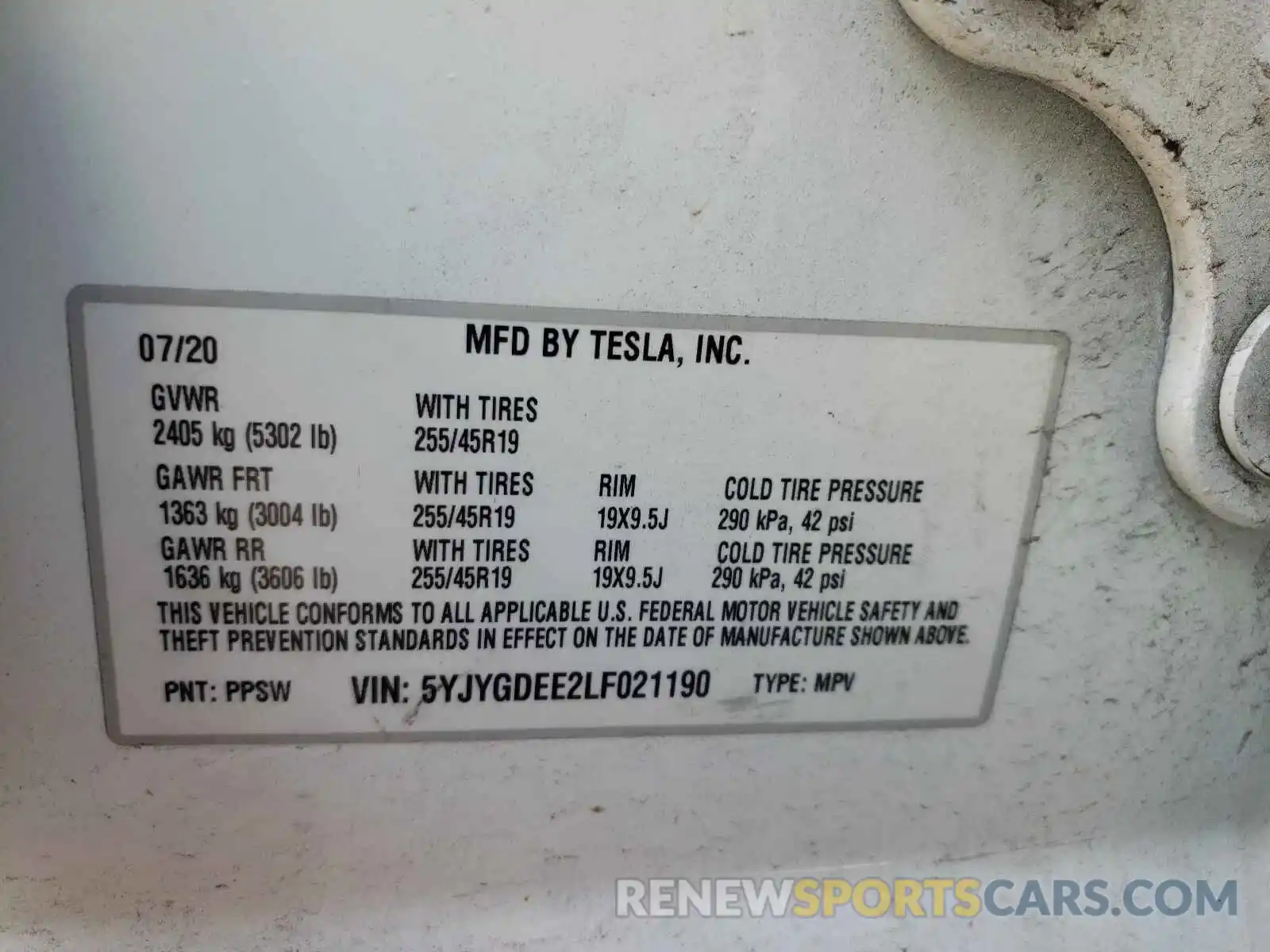 10 Photograph of a damaged car 5YJYGDEE2LF021190 TESLA MODEL Y 2020