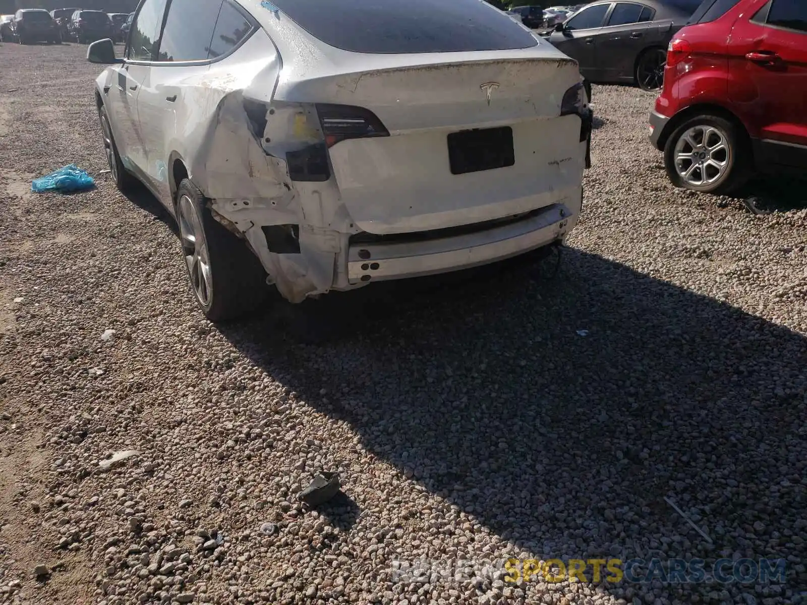 9 Photograph of a damaged car 5YJYGDEE2LF021190 TESLA MODEL Y 2020