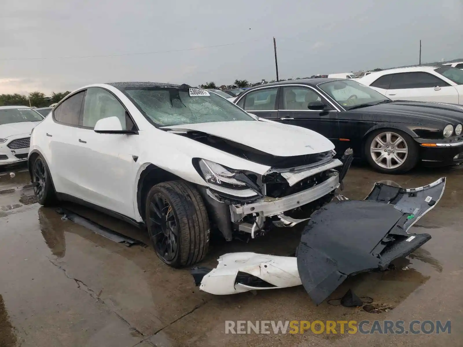 1 Photograph of a damaged car 5YJYGDEE2LF032853 TESLA MODEL Y 2020