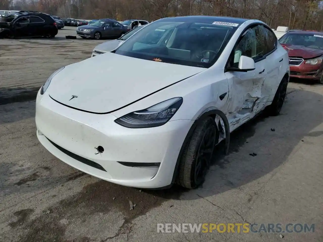 2 Photograph of a damaged car 5YJYGDEE2LF045005 TESLA MODEL Y 2020