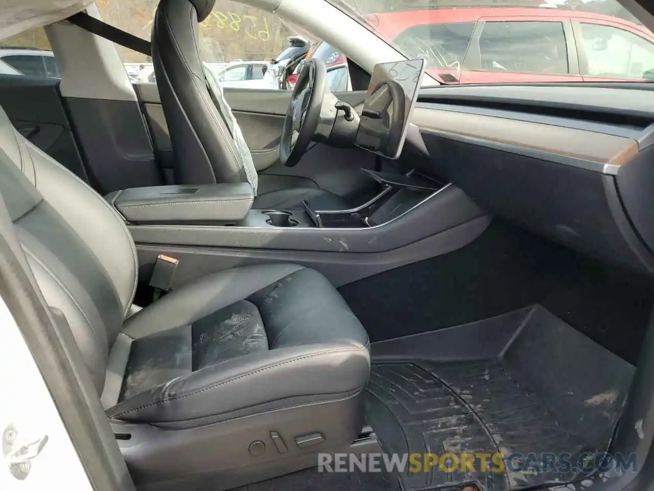 5 Photograph of a damaged car 5YJYGDEE2LF045005 TESLA MODEL Y 2020