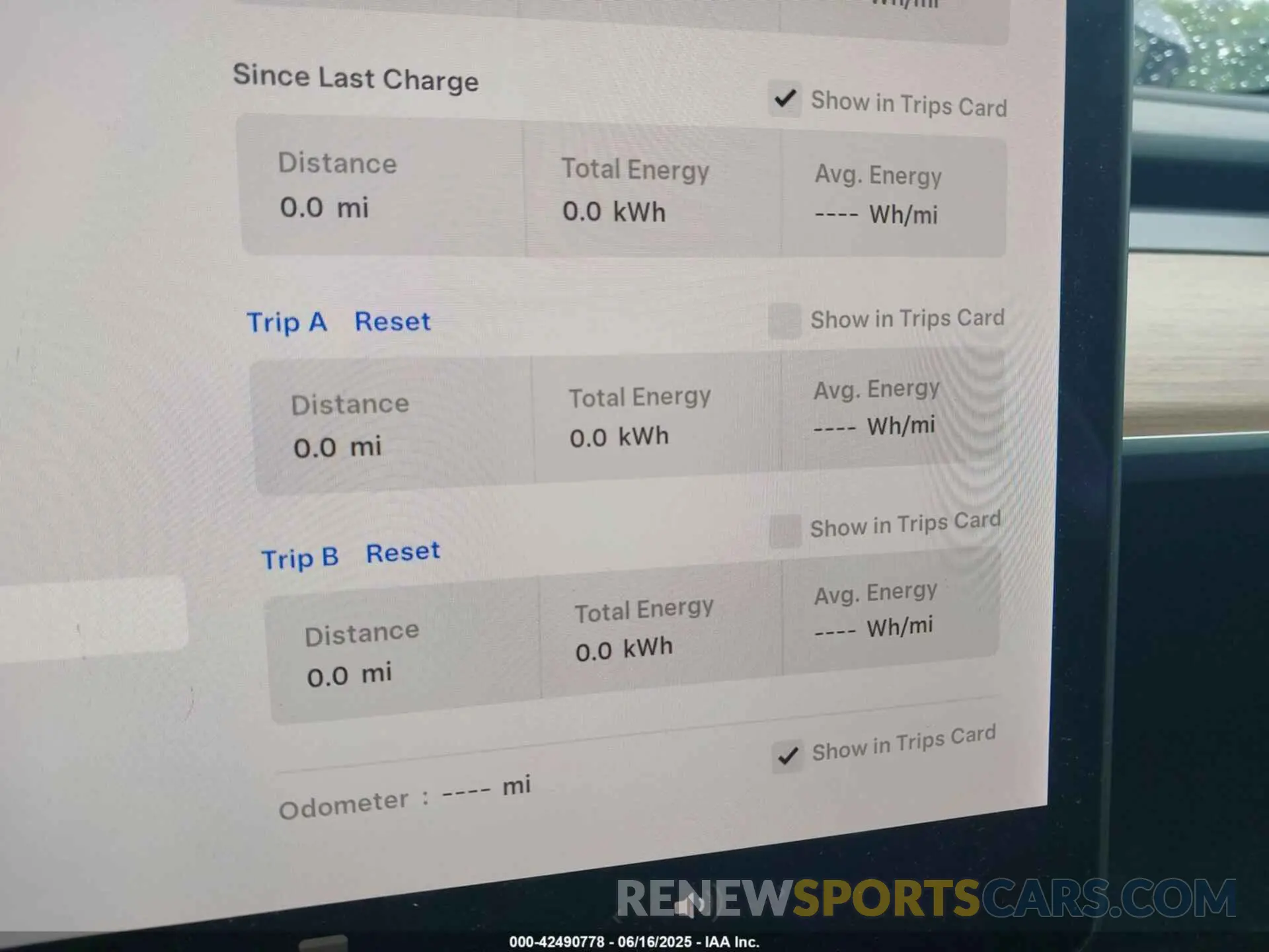 16 Photograph of a damaged car 5YJYGDEE2LF048017 TESLA MODEL Y 2020