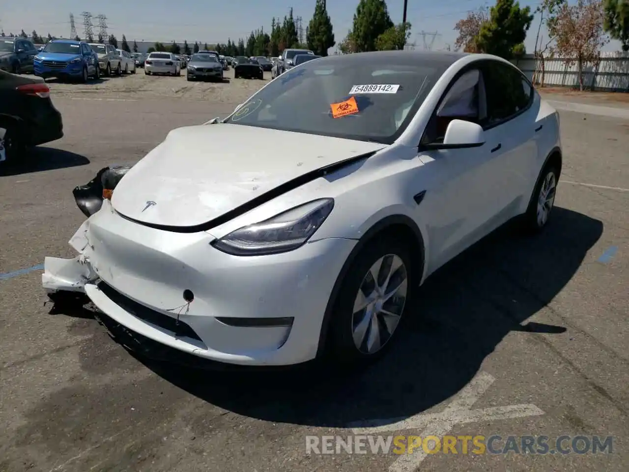 2 Photograph of a damaged car 5YJYGDEE3LF010568 TESLA MODEL Y 2020