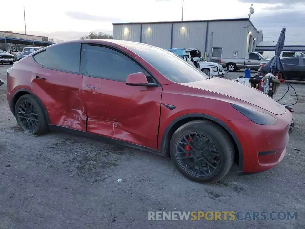 4 Photograph of a damaged car 5YJYGDEE3LF011297 TESLA MODEL Y 2020