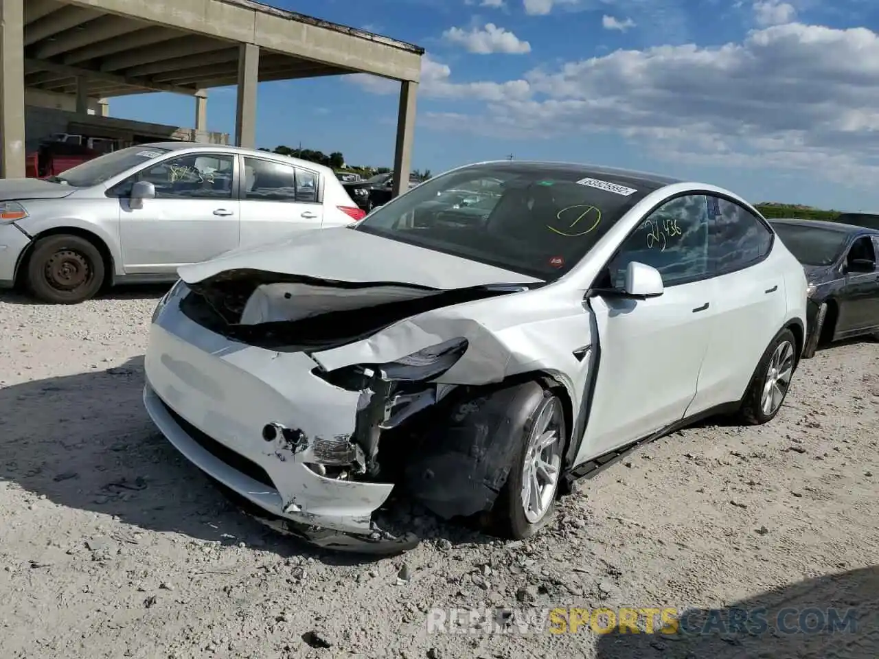 2 Photograph of a damaged car 5YJYGDEE3LF013518 TESLA MODEL Y 2020