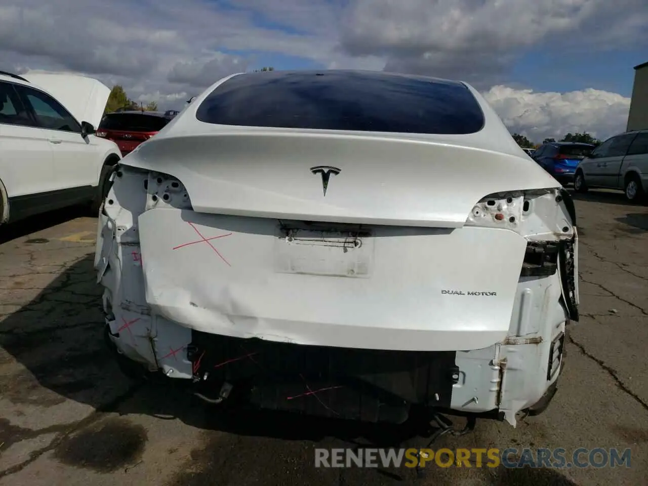 6 Photograph of a damaged car 5YJYGDEE3LF014216 TESLA MODEL Y 2020
