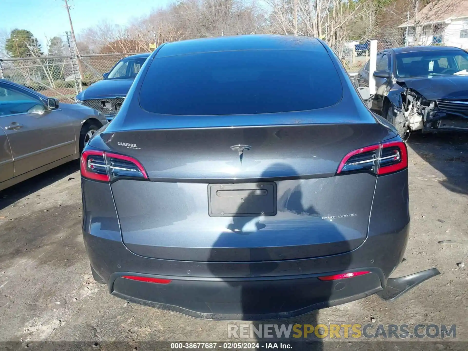 15 Photograph of a damaged car 5YJYGDEE3LF027094 TESLA MODEL Y 2020