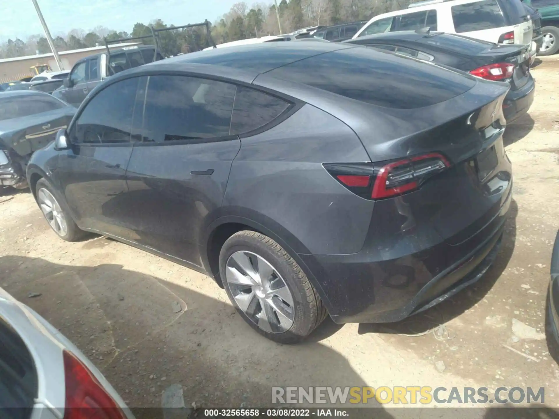 3 Photograph of a damaged car 5YJYGDEE3LF031629 TESLA MODEL Y 2020