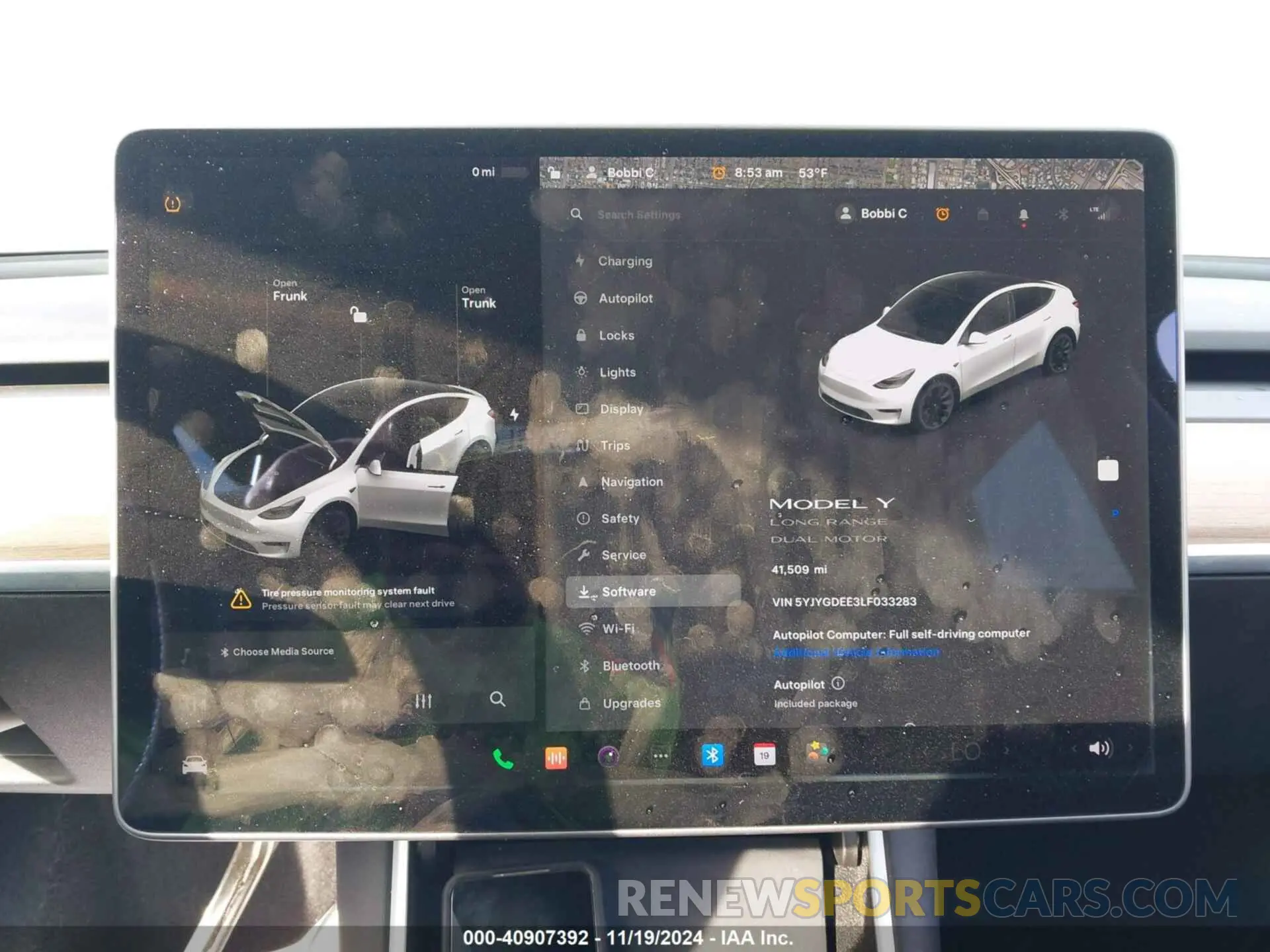 17 Photograph of a damaged car 5YJYGDEE3LF033283 TESLA MODEL Y 2020