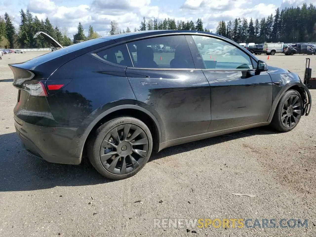 3 Photograph of a damaged car 5YJYGDEE3LF033803 TESLA MODEL Y 2020