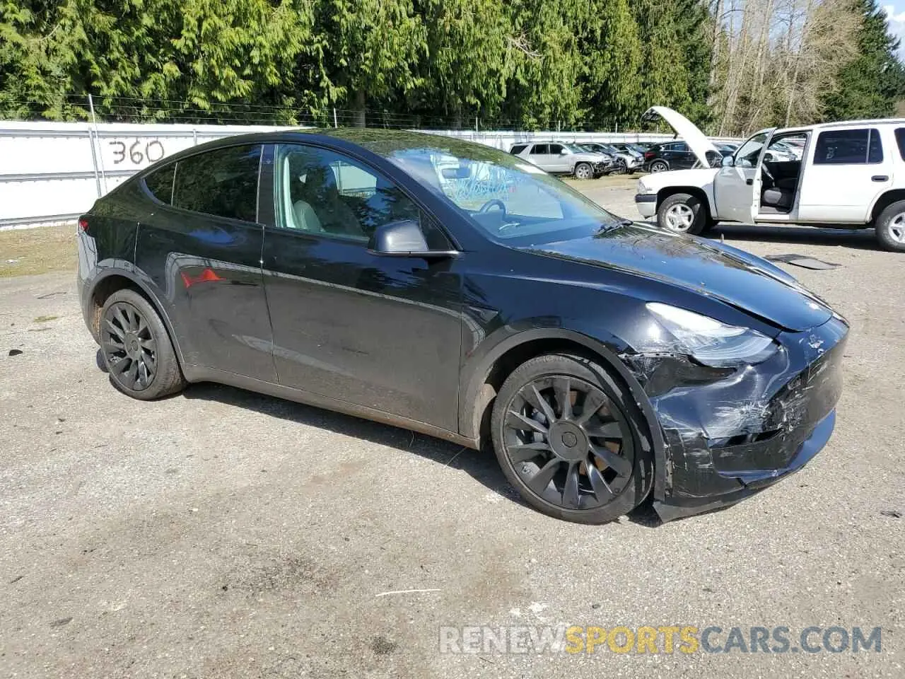 4 Photograph of a damaged car 5YJYGDEE3LF033803 TESLA MODEL Y 2020