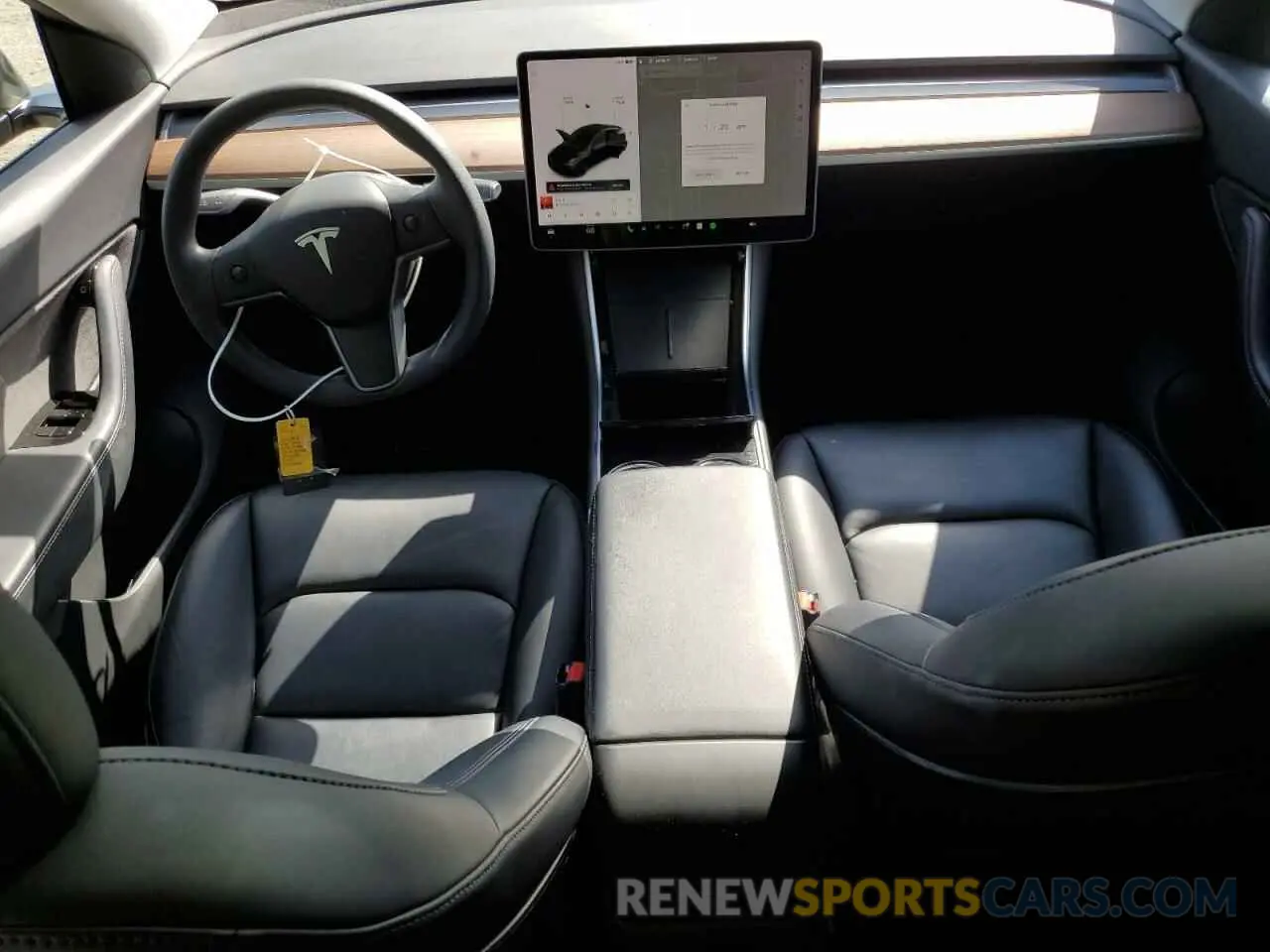 8 Photograph of a damaged car 5YJYGDEE3LF033803 TESLA MODEL Y 2020