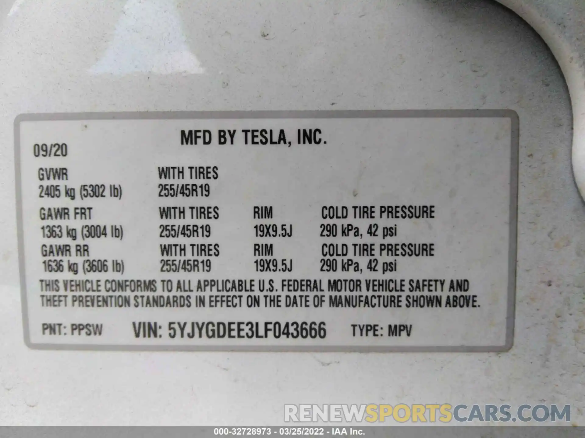 9 Photograph of a damaged car 5YJYGDEE3LF043666 TESLA MODEL Y 2020