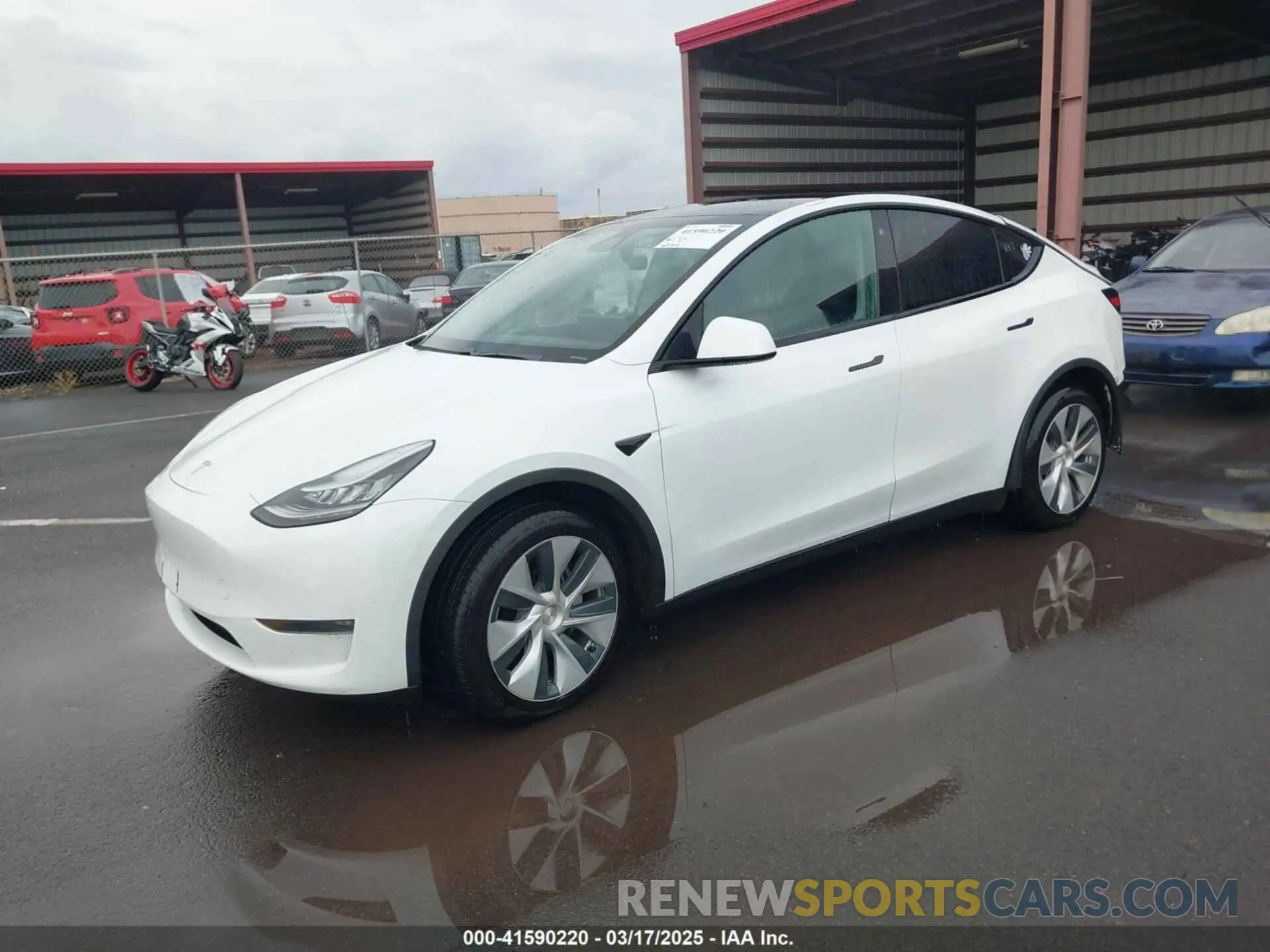 2 Photograph of a damaged car 5YJYGDEE3LF043800 TESLA MODEL Y 2020