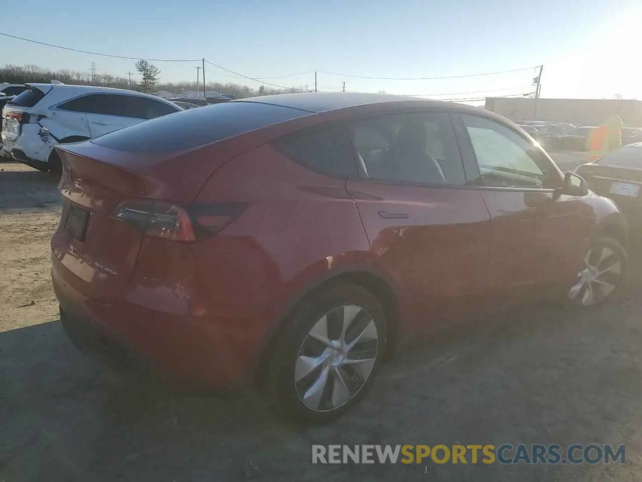 3 Photograph of a damaged car 5YJYGDEE3LF047460 TESLA MODEL Y 2020