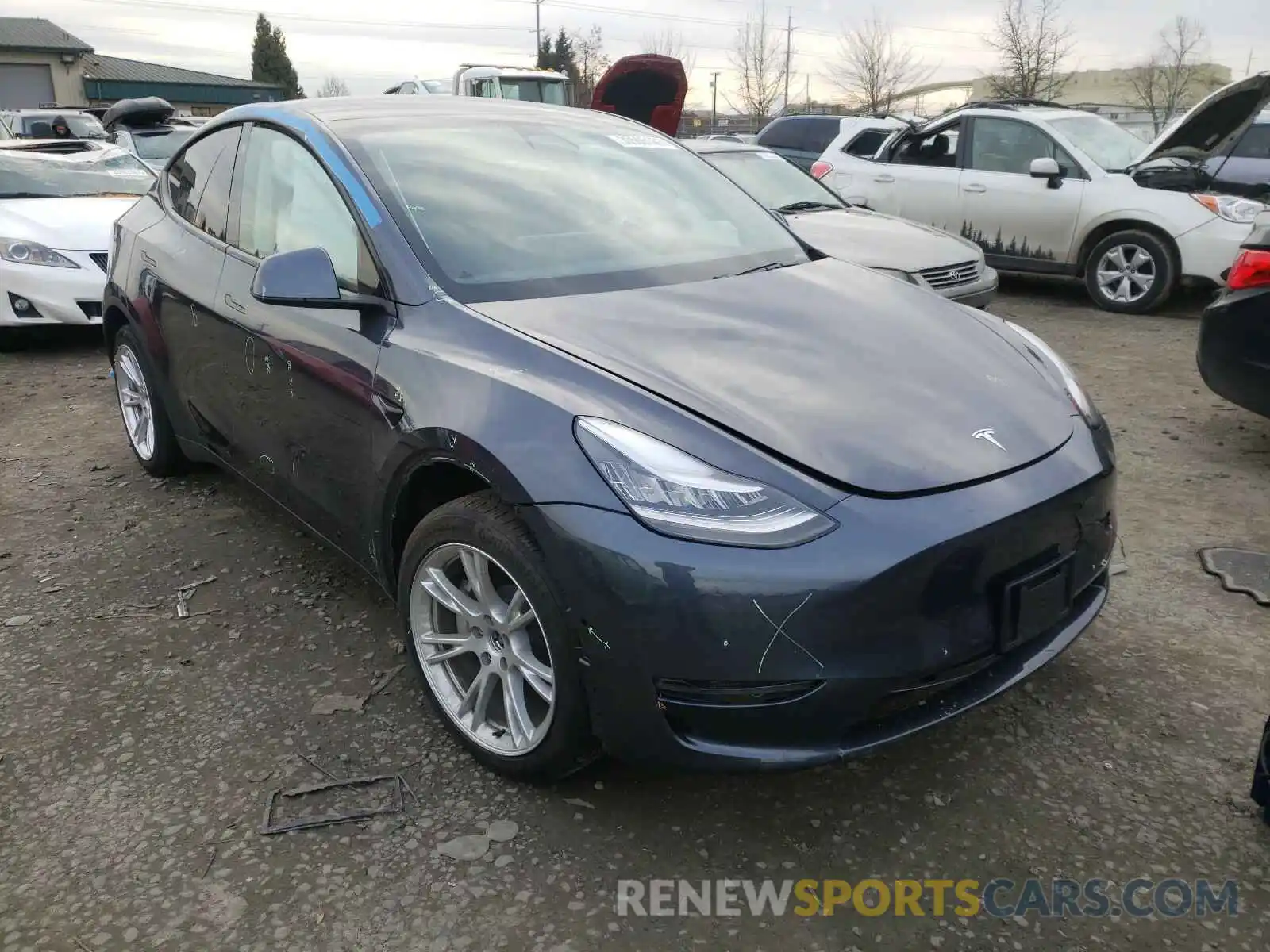 1 Photograph of a damaged car 5YJYGDEE3LF050911 TESLA MODEL Y 2020