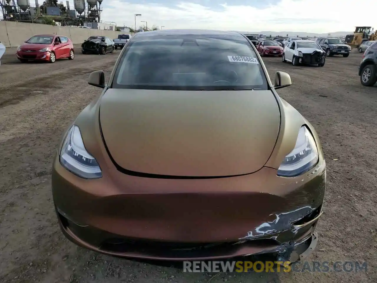 5 Photograph of a damaged car 5YJYGDEE3LF054490 TESLA MODEL Y 2020