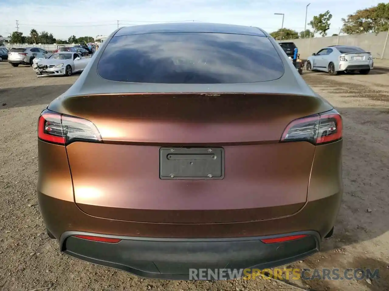 6 Photograph of a damaged car 5YJYGDEE3LF054490 TESLA MODEL Y 2020