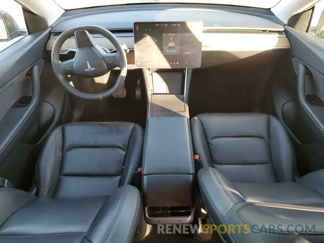 8 Photograph of a damaged car 5YJYGDEE3LF055137 TESLA MODEL Y 2020