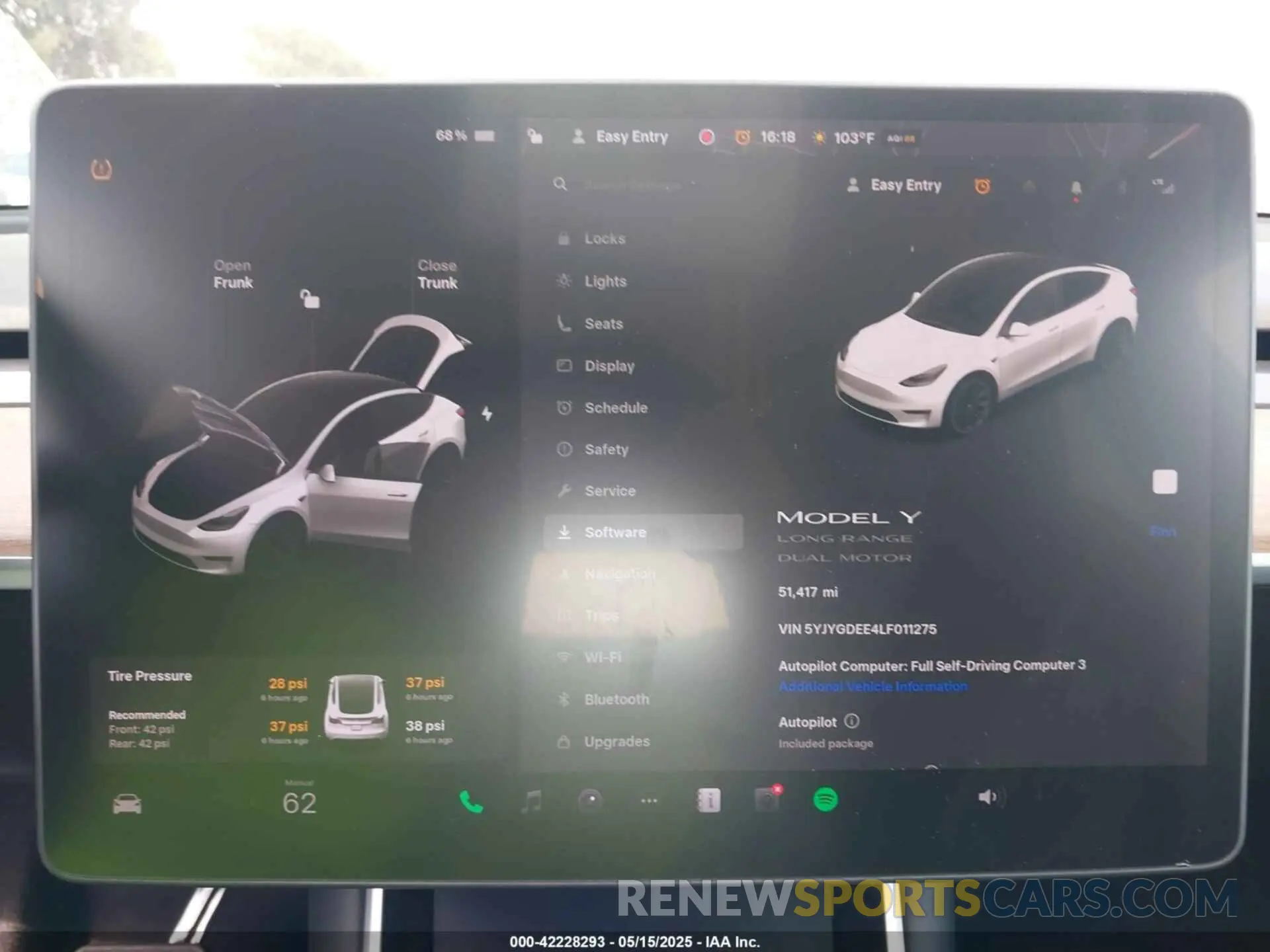 7 Photograph of a damaged car 5YJYGDEE4LF011275 TESLA MODEL Y 2020