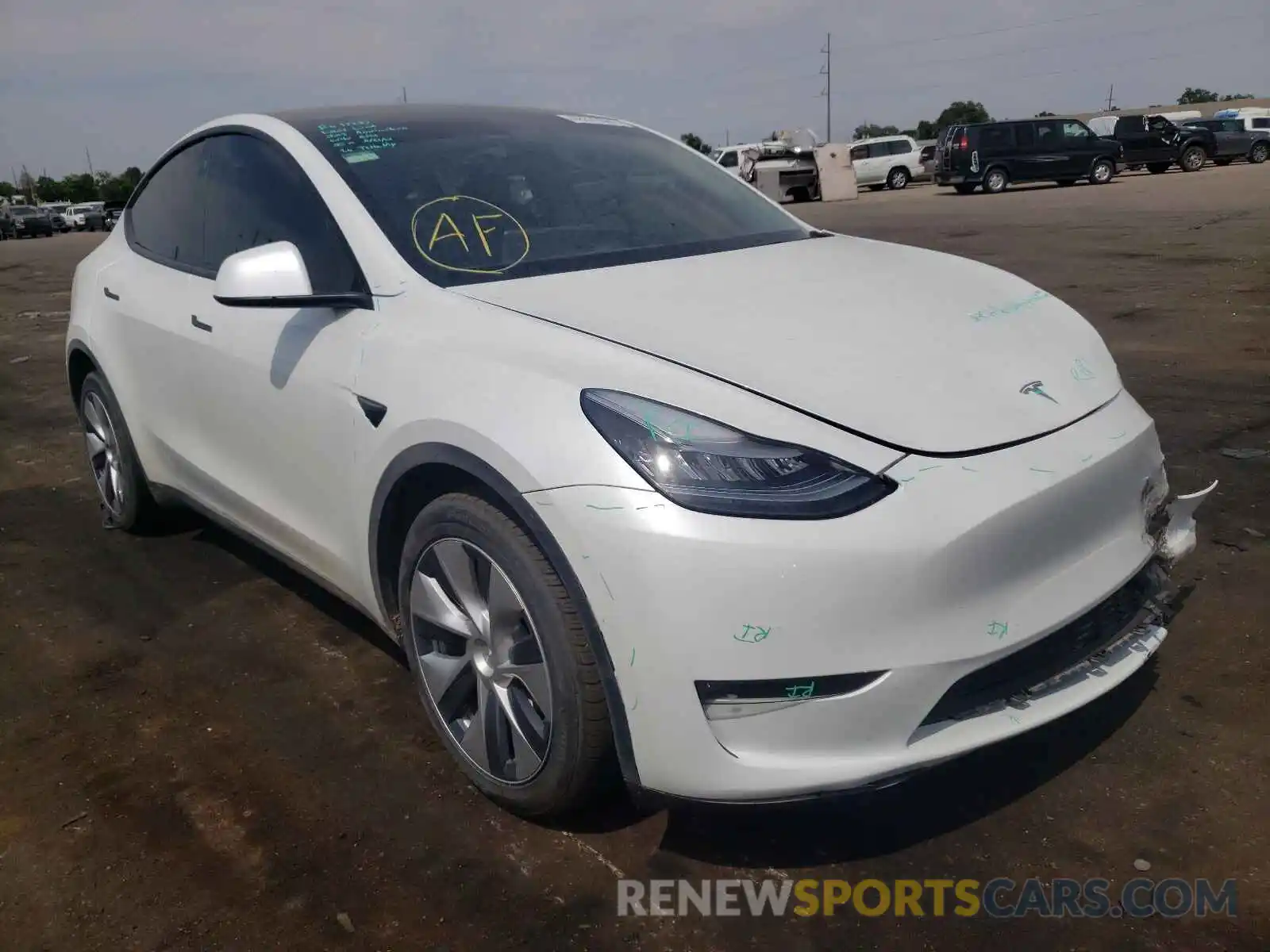 1 Photograph of a damaged car 5YJYGDEE4LF015147 TESLA MODEL Y 2020