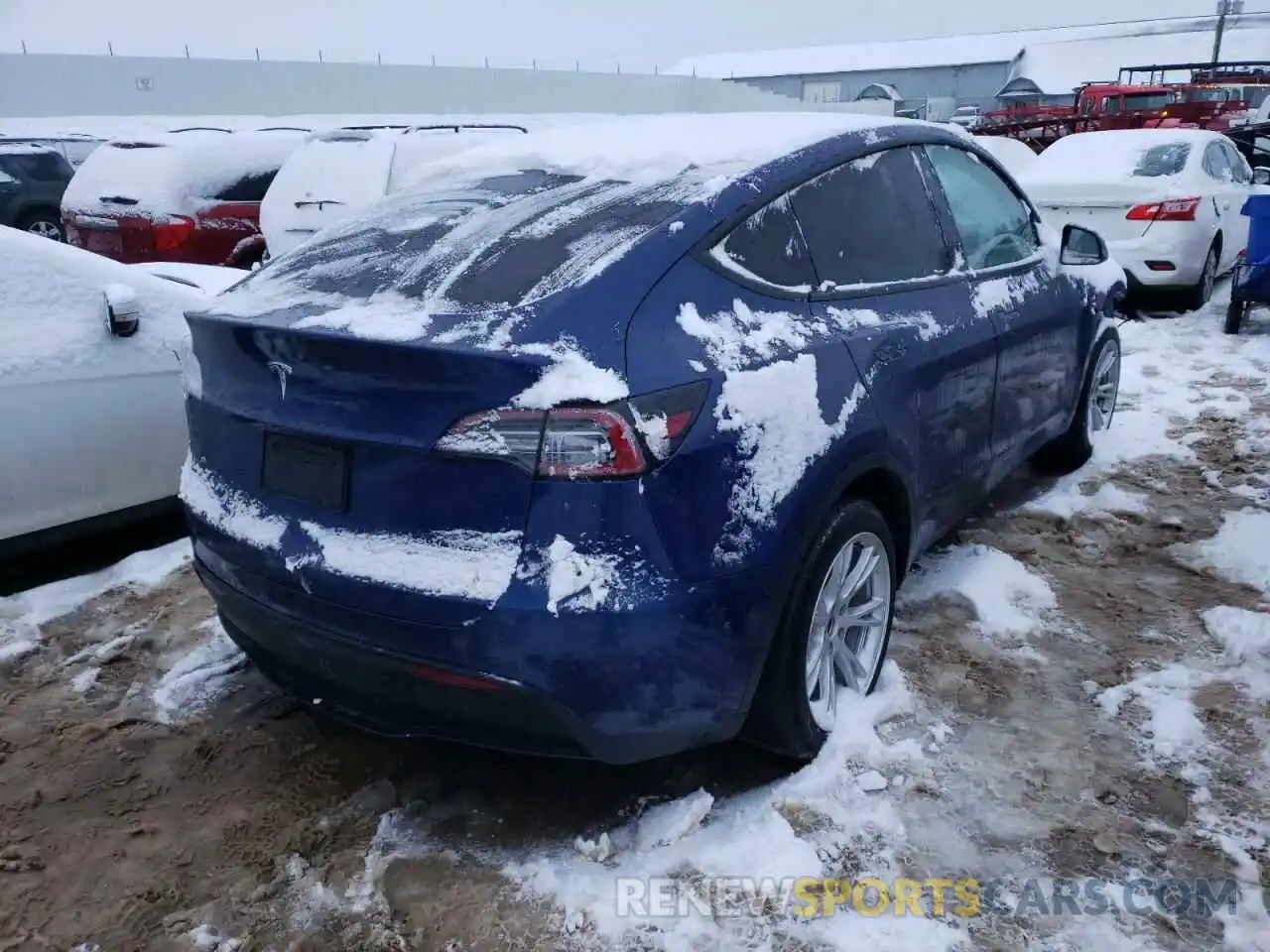 4 Photograph of a damaged car 5YJYGDEE4LF015391 TESLA MODEL Y 2020