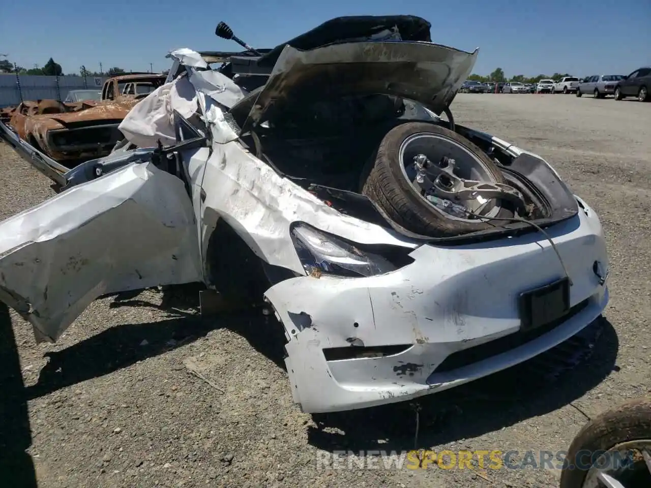 1 Photograph of a damaged car 5YJYGDEE4LF015410 TESLA MODEL Y 2020