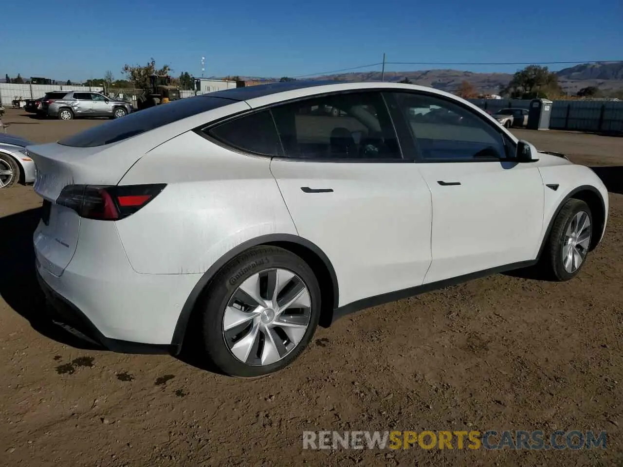 3 Photograph of a damaged car 5YJYGDEE4LF015455 TESLA MODEL Y 2020